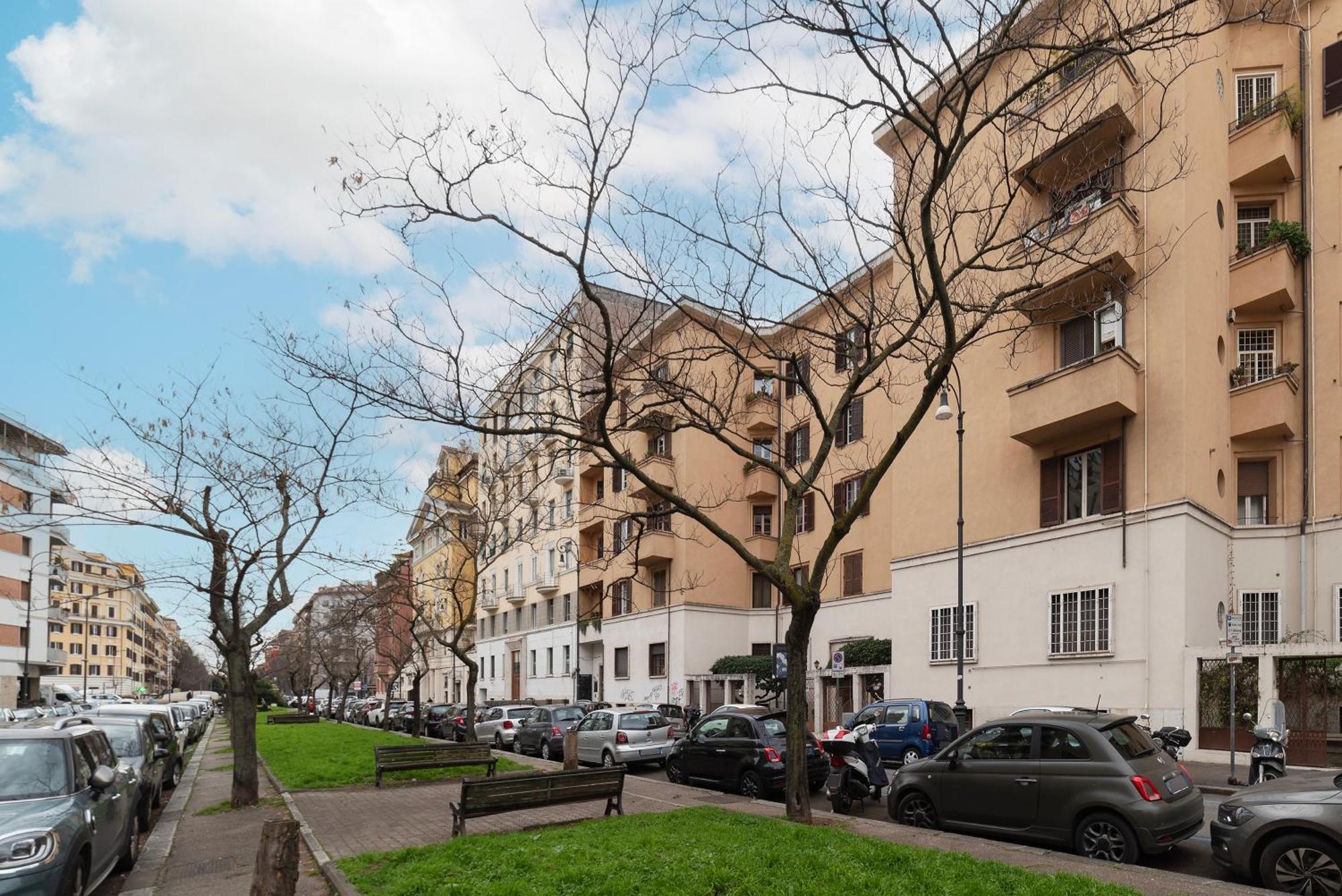 Piazza Bainsizza Elegant Apartment Rome Bagian luar foto
